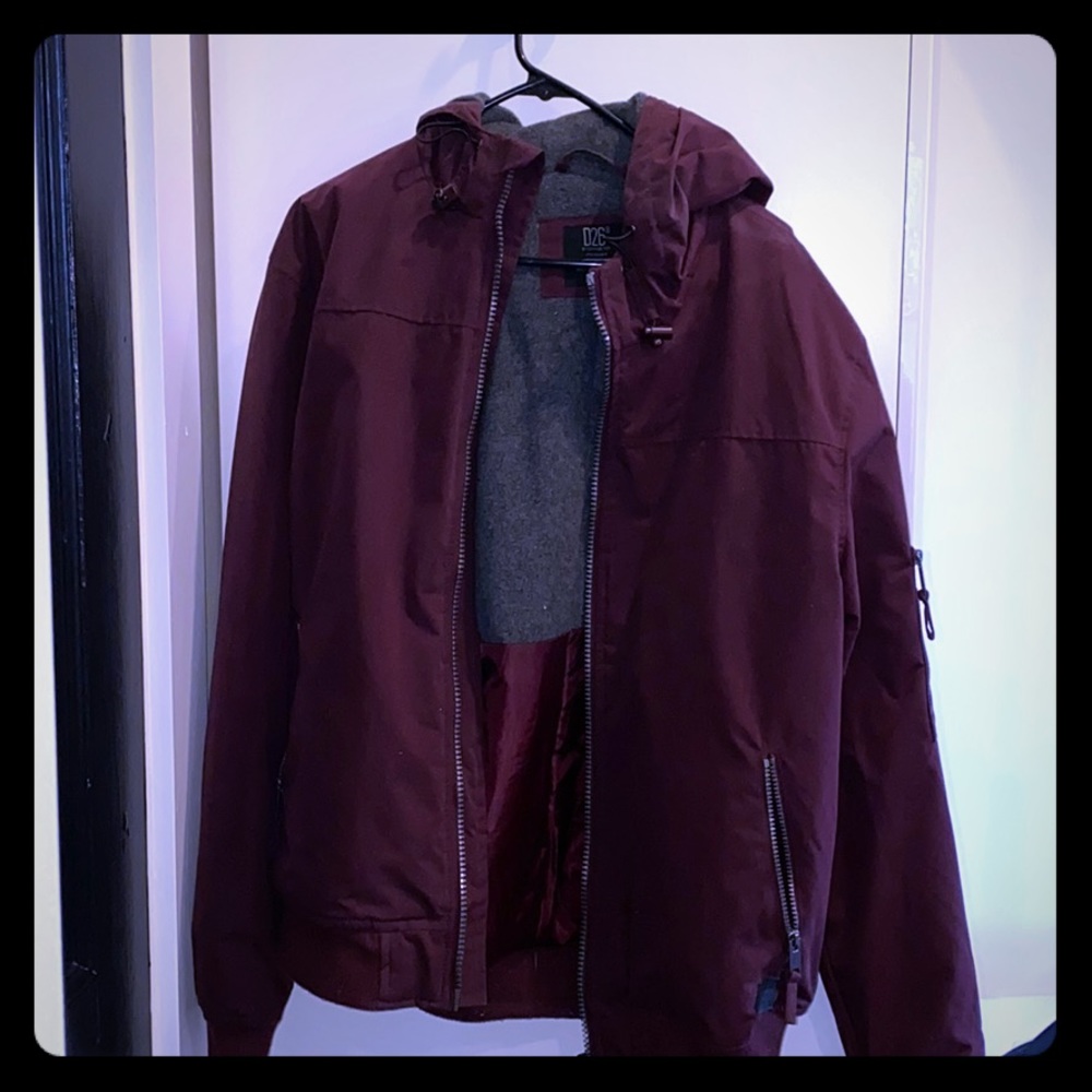 D26 Maroon jacket with hood Large
